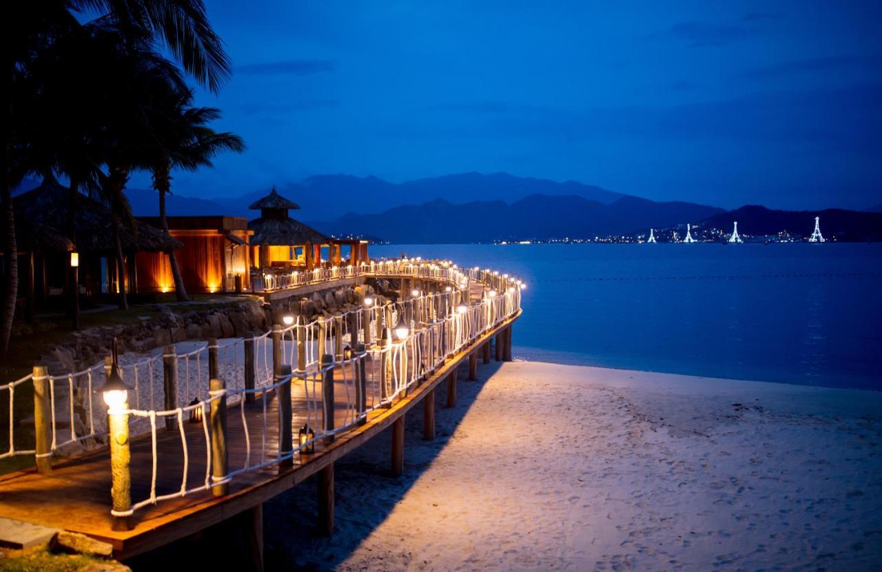 Vinpearl Luxury Nha Trang Hotel Exterior foto