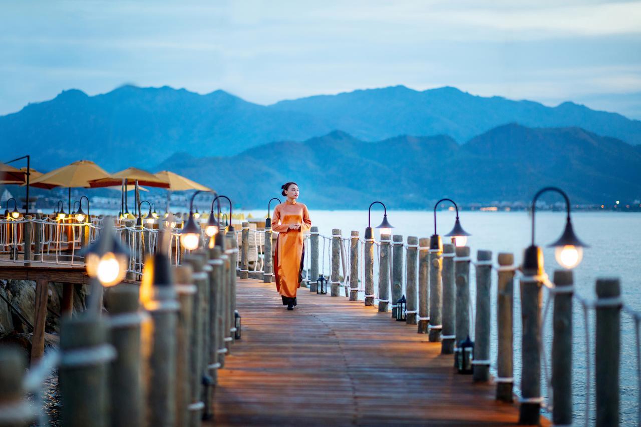 Vinpearl Luxury Nha Trang Hotel Exterior foto